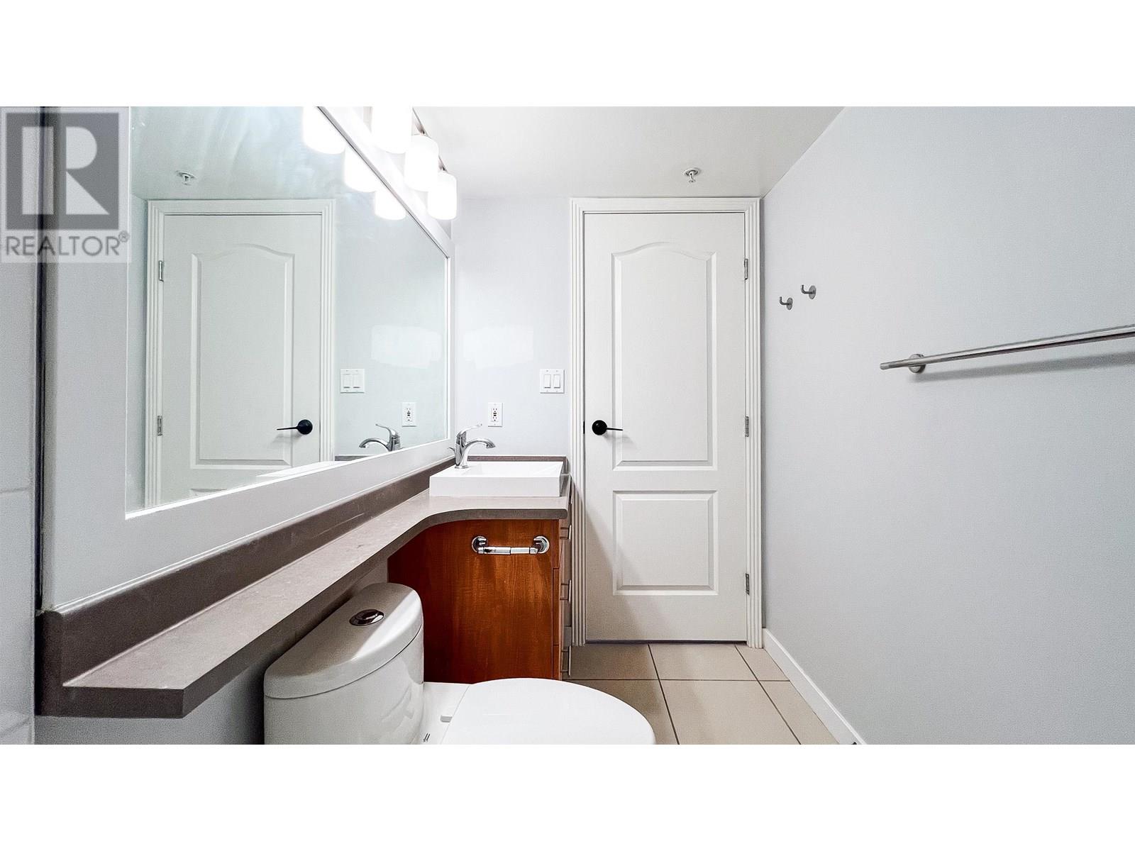 Photo 7 of 913 7831 Westminster Highway, Richmond BC