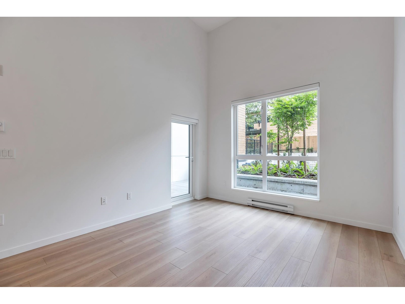 Photo 17 of 109 6595 196 Street, Surrey BC