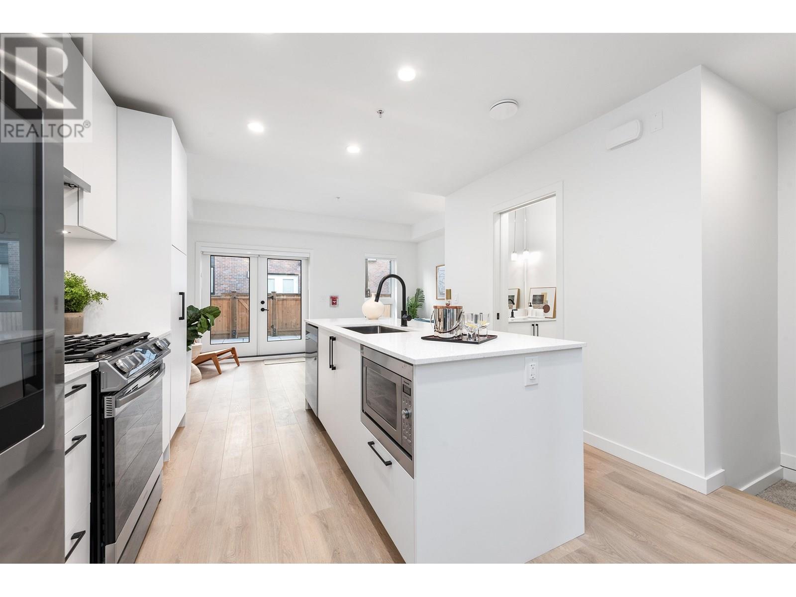 Photo 5 of 135 535 E 2nd Street, North Vancouver BC