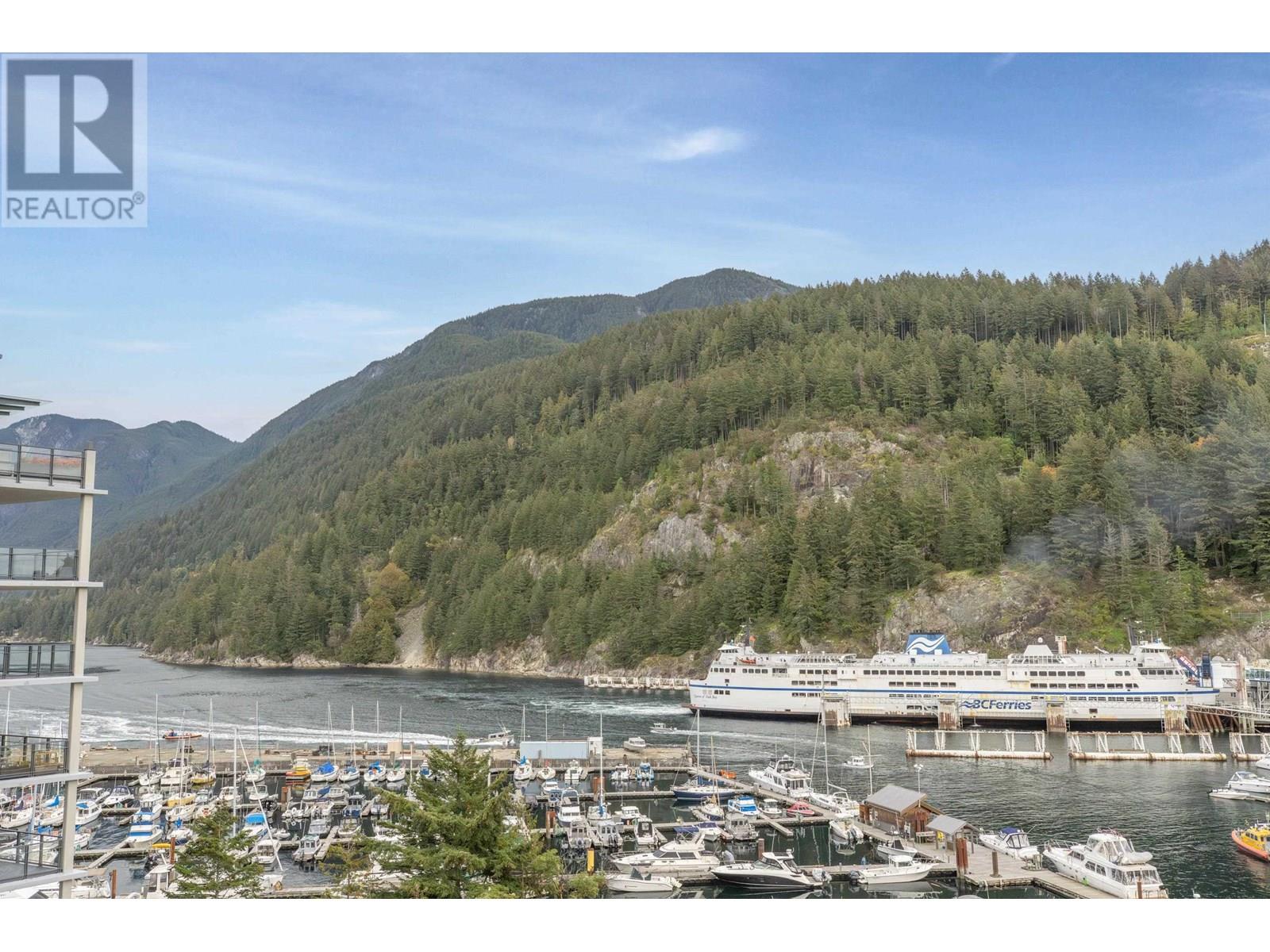 Photo 2 of 706 6707 Nelson Avenue, West Vancouver BC