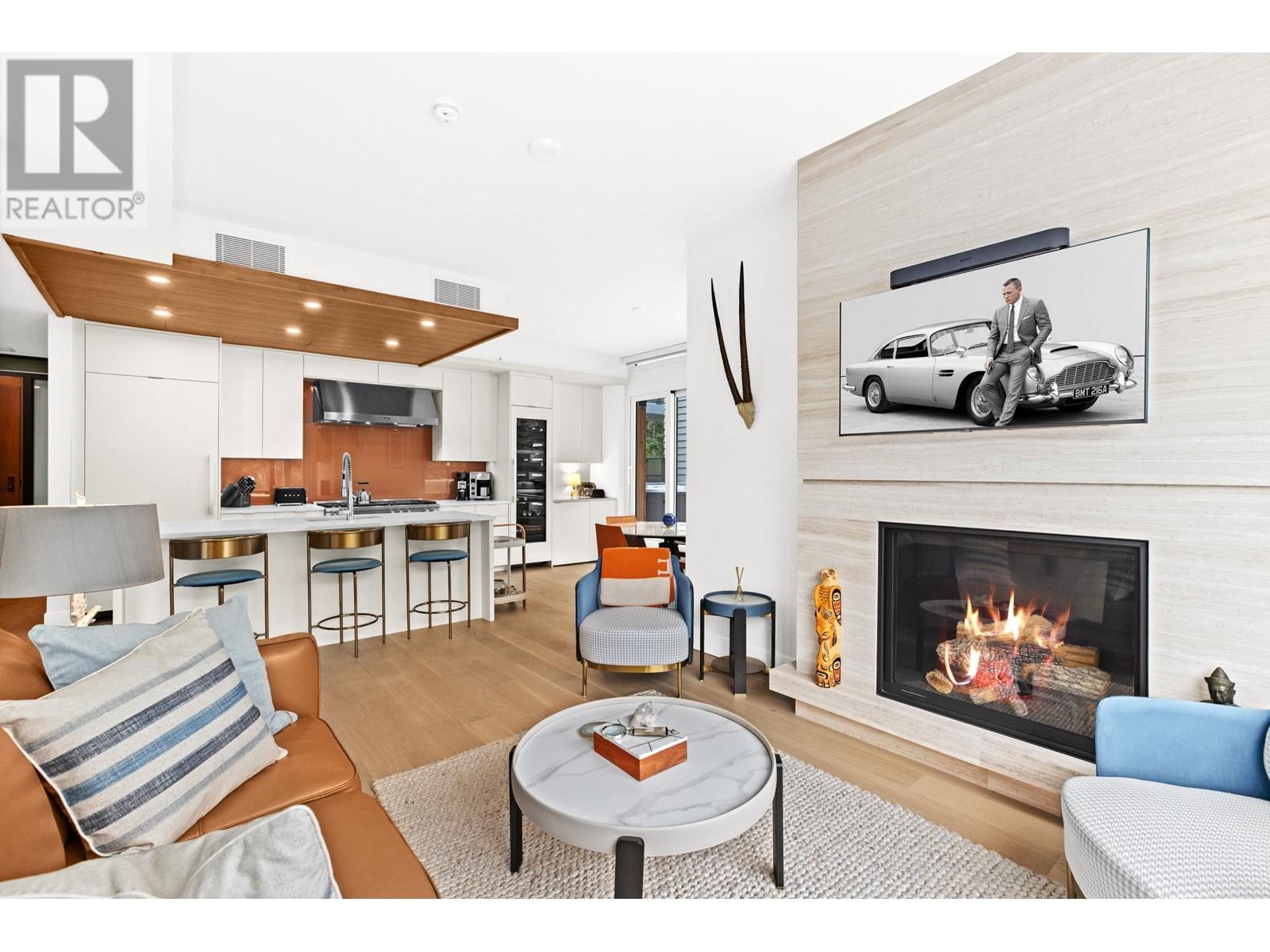Photo 5 of 706 6707 Nelson Avenue, West Vancouver BC