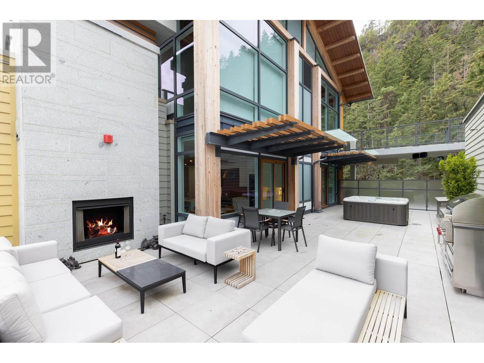 Photo 33 of 706 6707 Nelson Avenue, West Vancouver BC