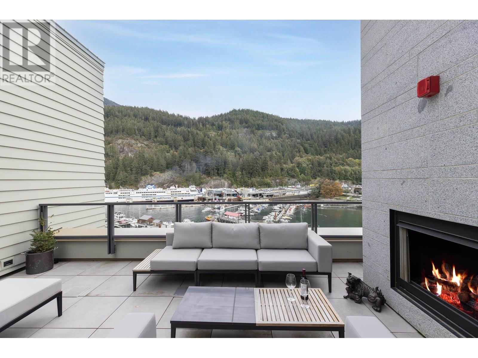 Photo 31 of 706 6707 Nelson Avenue, West Vancouver BC
