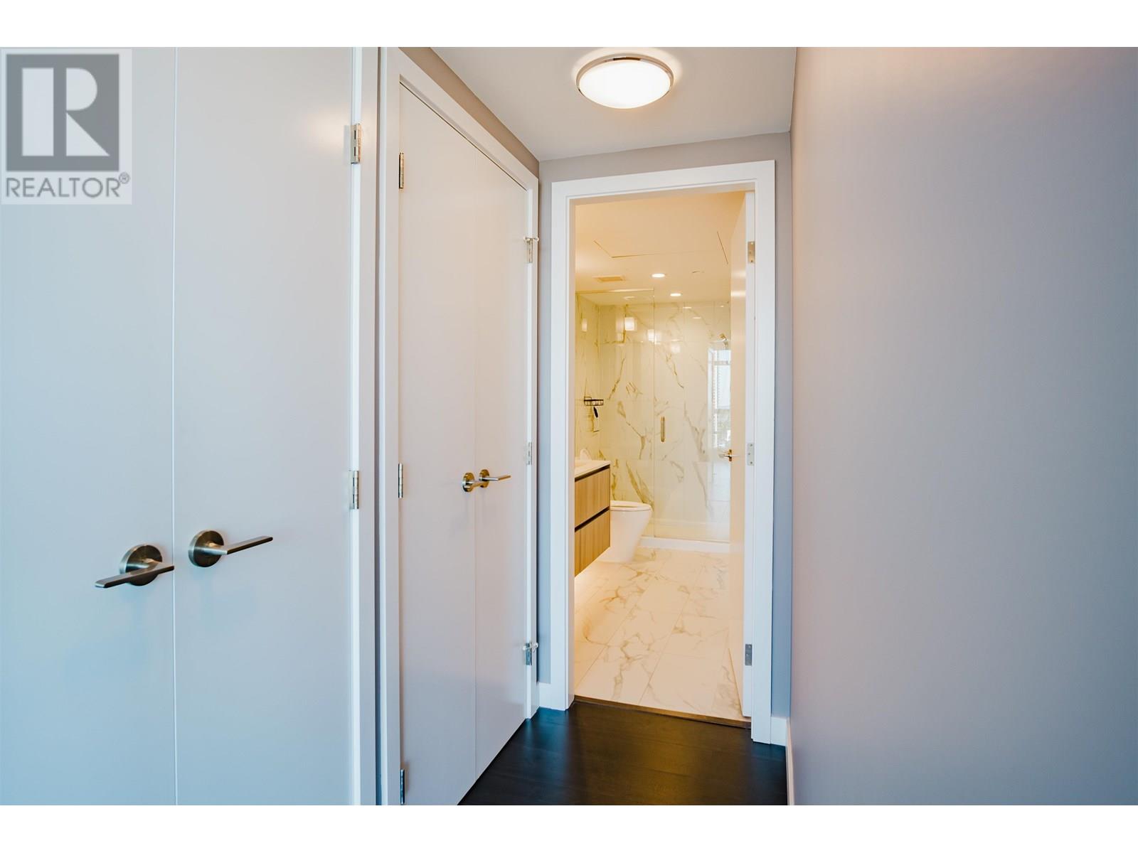 Photo 12 of 3507 2085 Skyline Court, Burnaby BC
