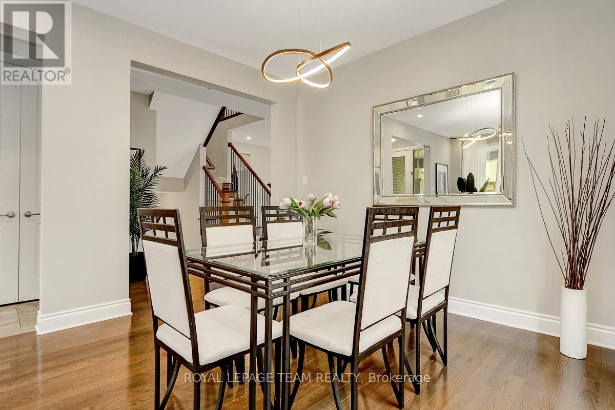 Photo 6 of 879 Percival Crescent, Ottawa ON