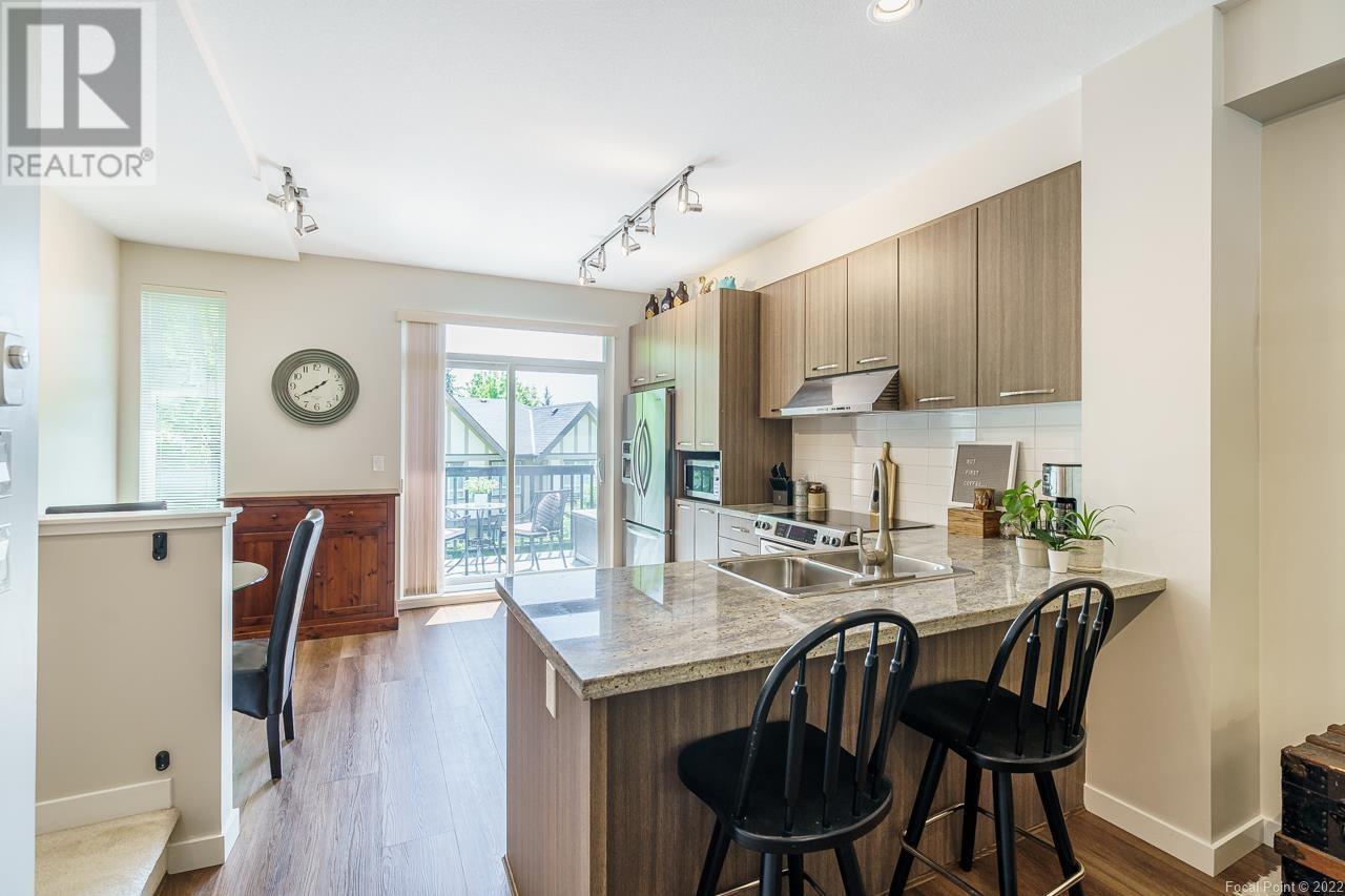 Photo 11 of 9 1338 Hames Crescent, Coquitlam BC
