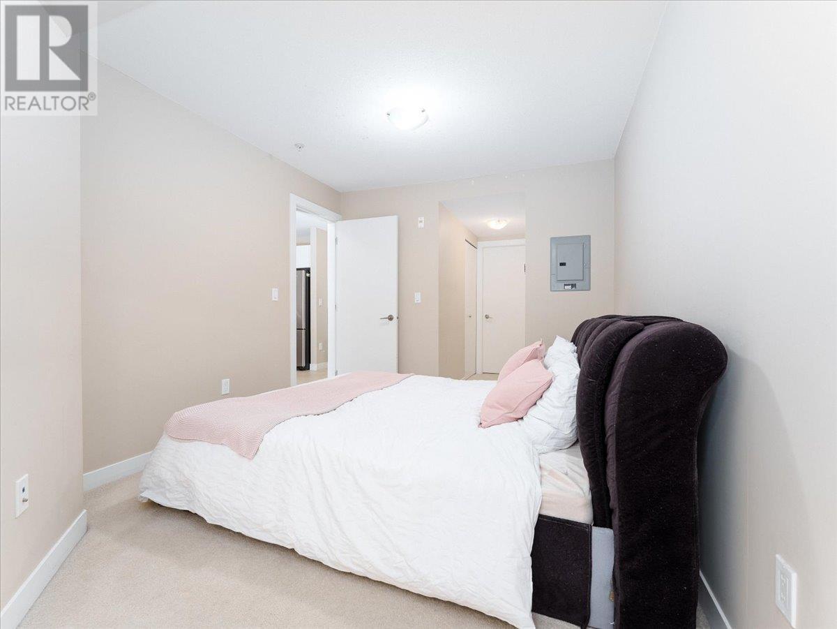 Photo 13 of 101 6800 Eckersley Road, Richmond BC