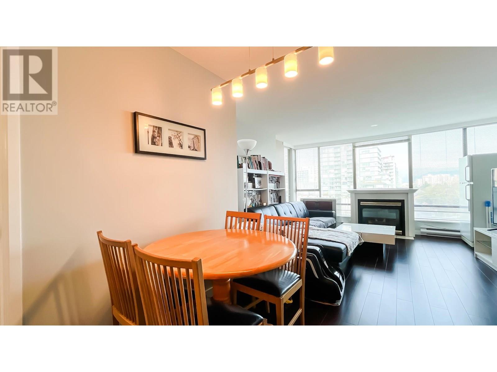 Photo 15 of 803 8180 Granville Avenue, Richmond BC