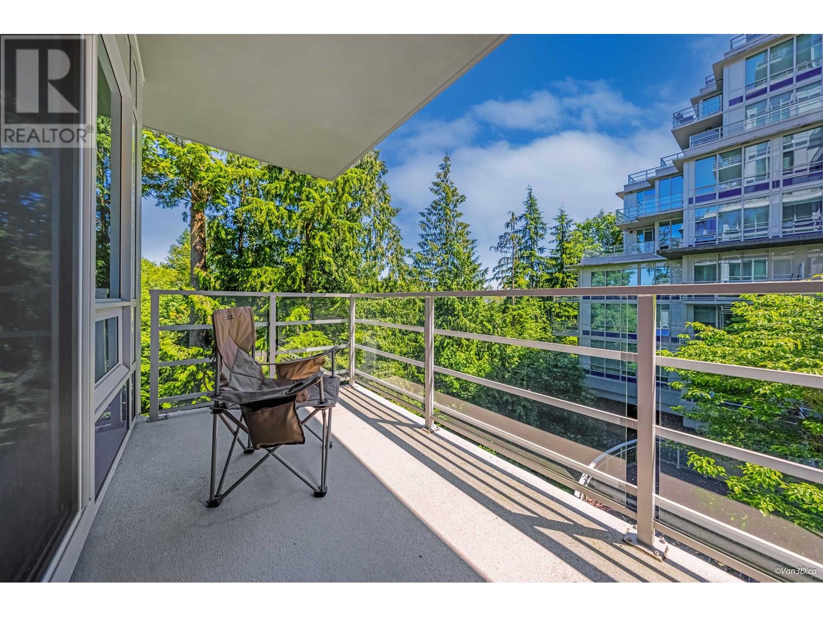 Photo 8 of 209 9060 University Crescent, Burnaby BC