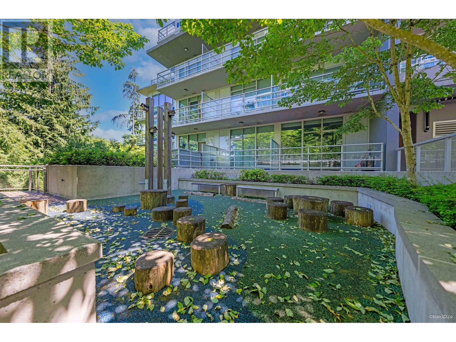 Photo 6 of 209 9060 University Crescent, Burnaby BC