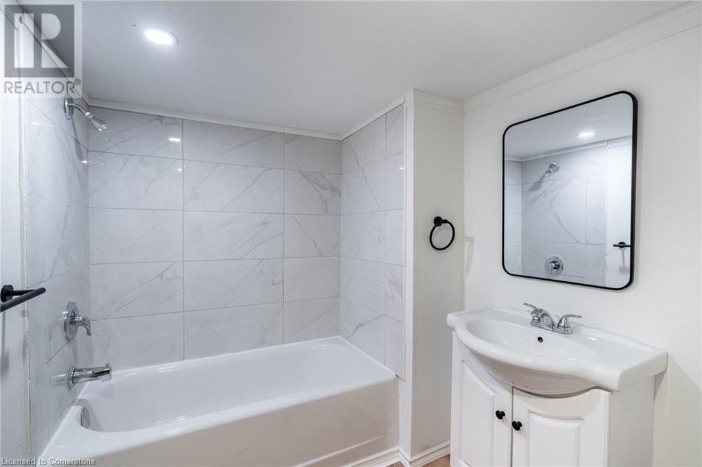 Photo 25 of 53 Murray Street E, Hamilton ON