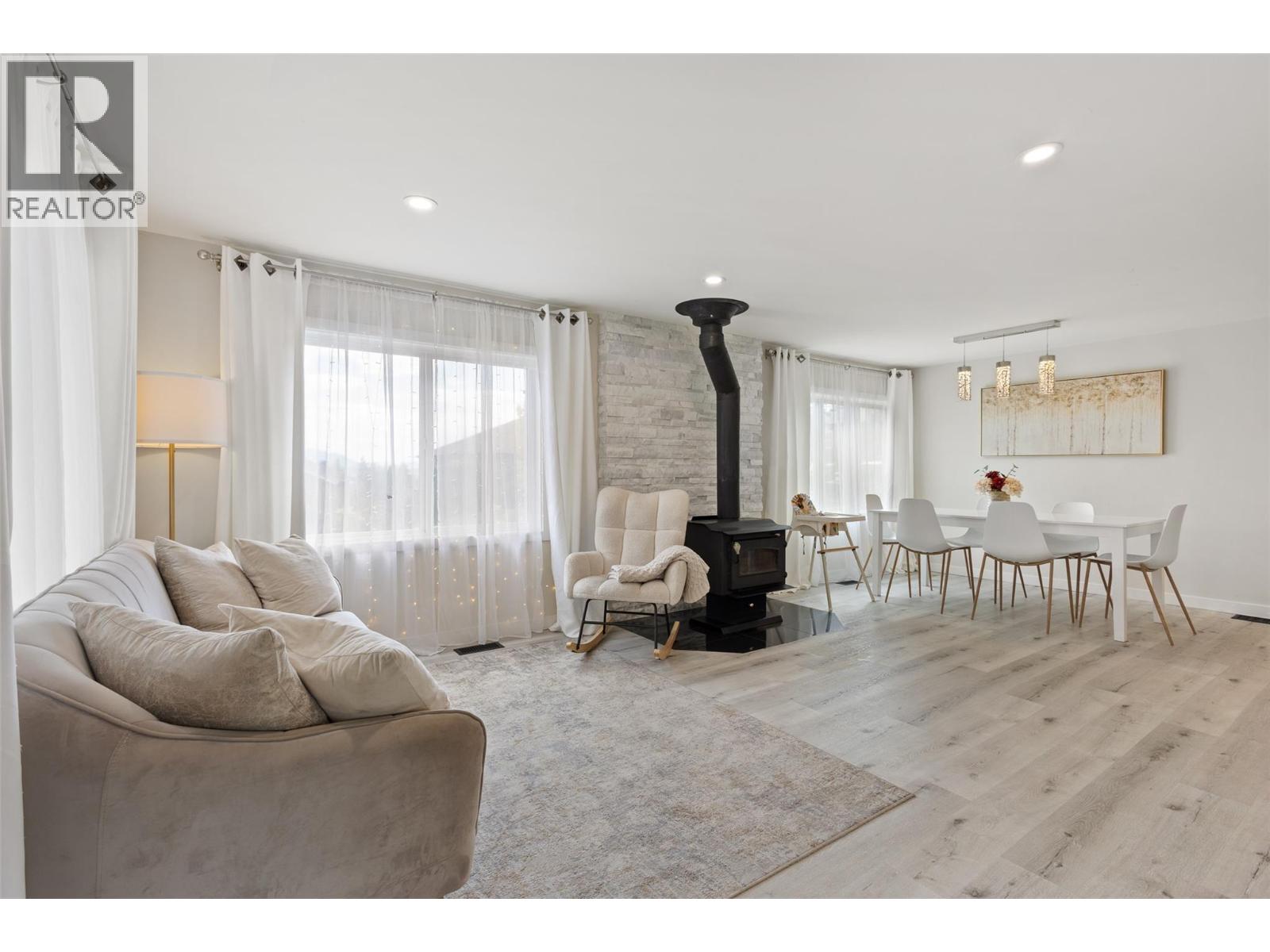  3070 Smith Creek Road, West Kelowna