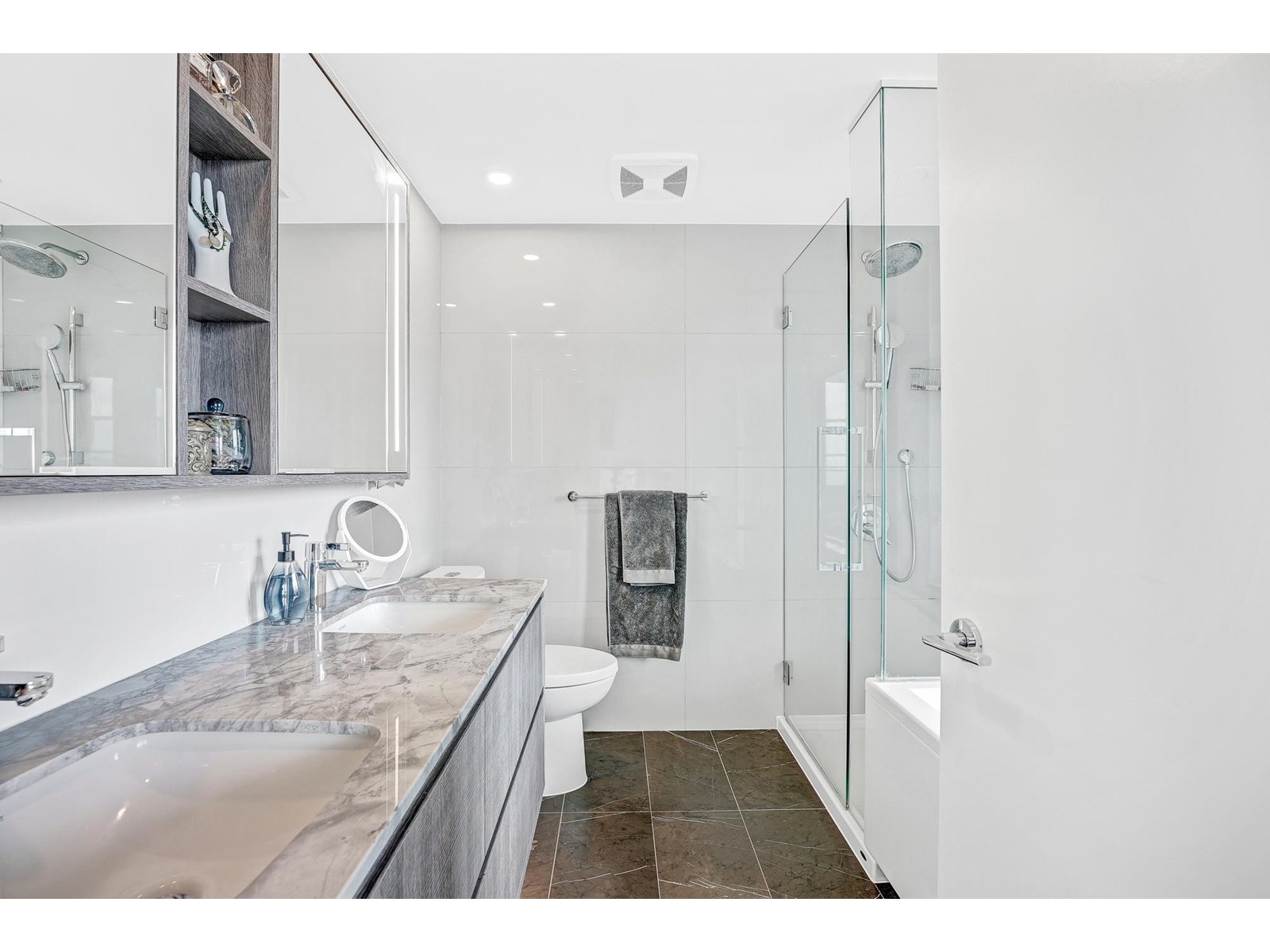 1302 1441 JOHNSTON ROAD, White Rock