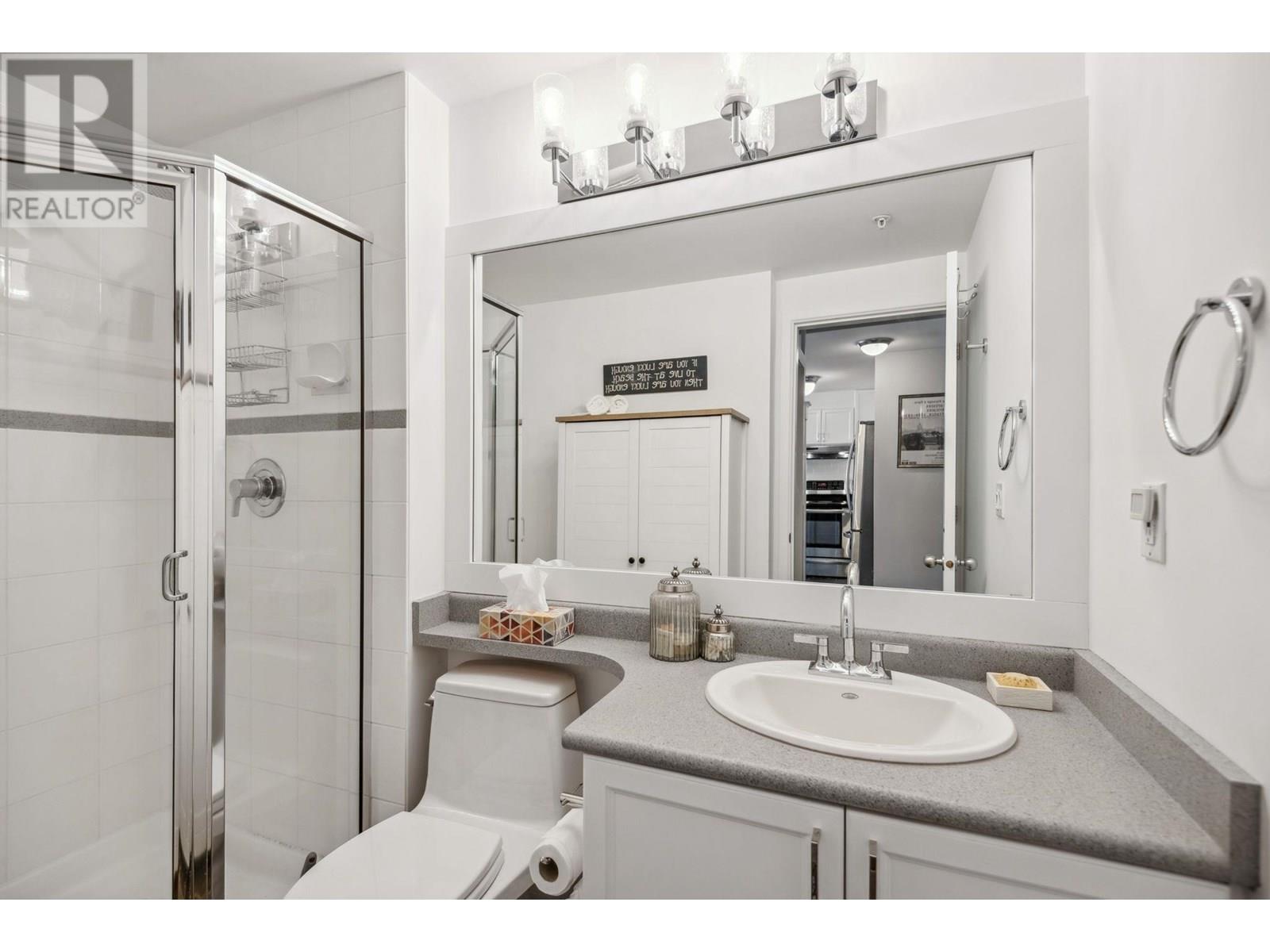 #210-1120 TSATSU SHORES Drive, Tsawwassen