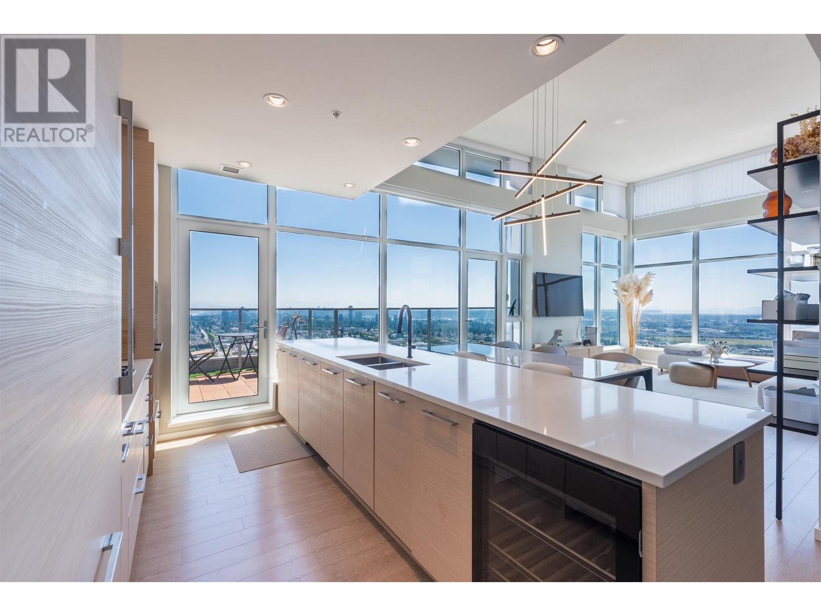 3805 6700 DUNBLANE AVENUE, Burnaby