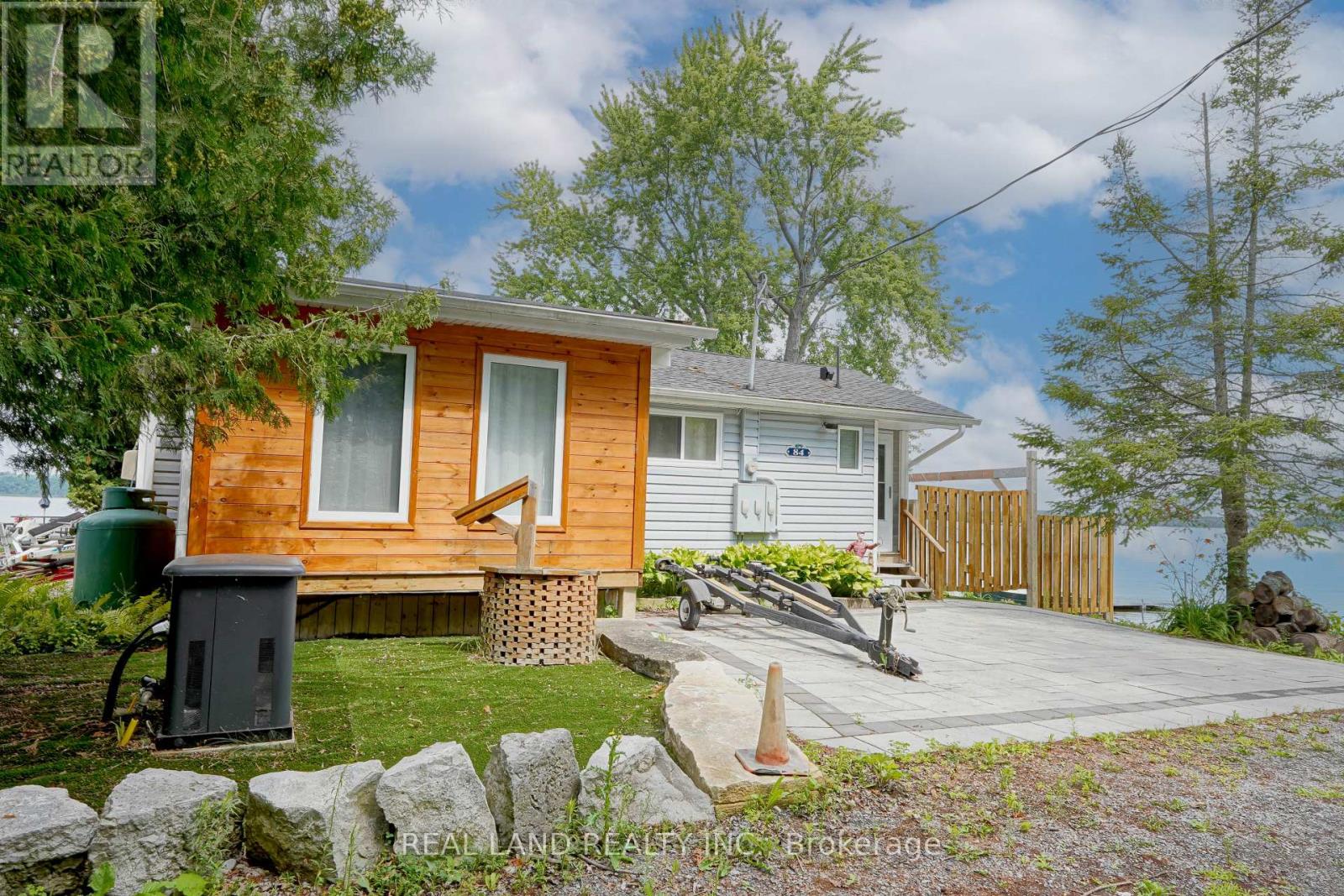 84 PARKER DR, ROSENEATH - 4