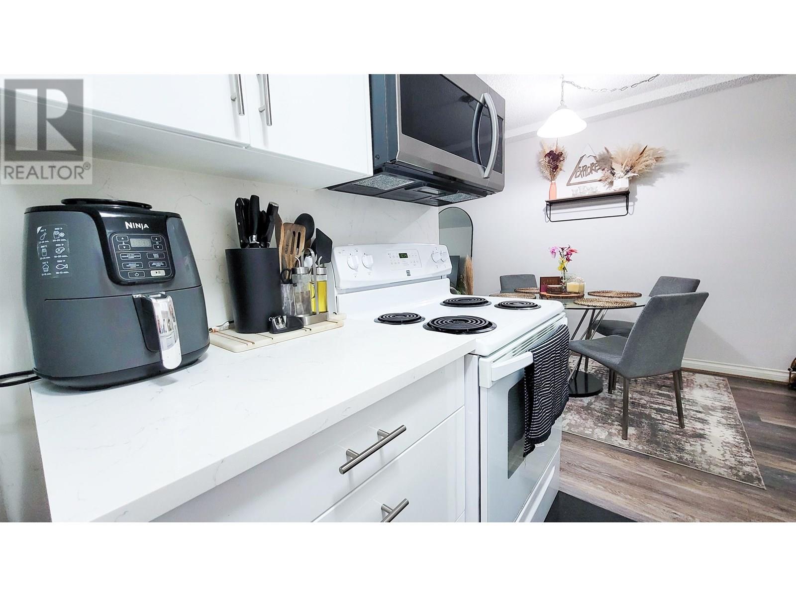 Photo 20 of 107 620 Eighth Avenue, New Westminster BC