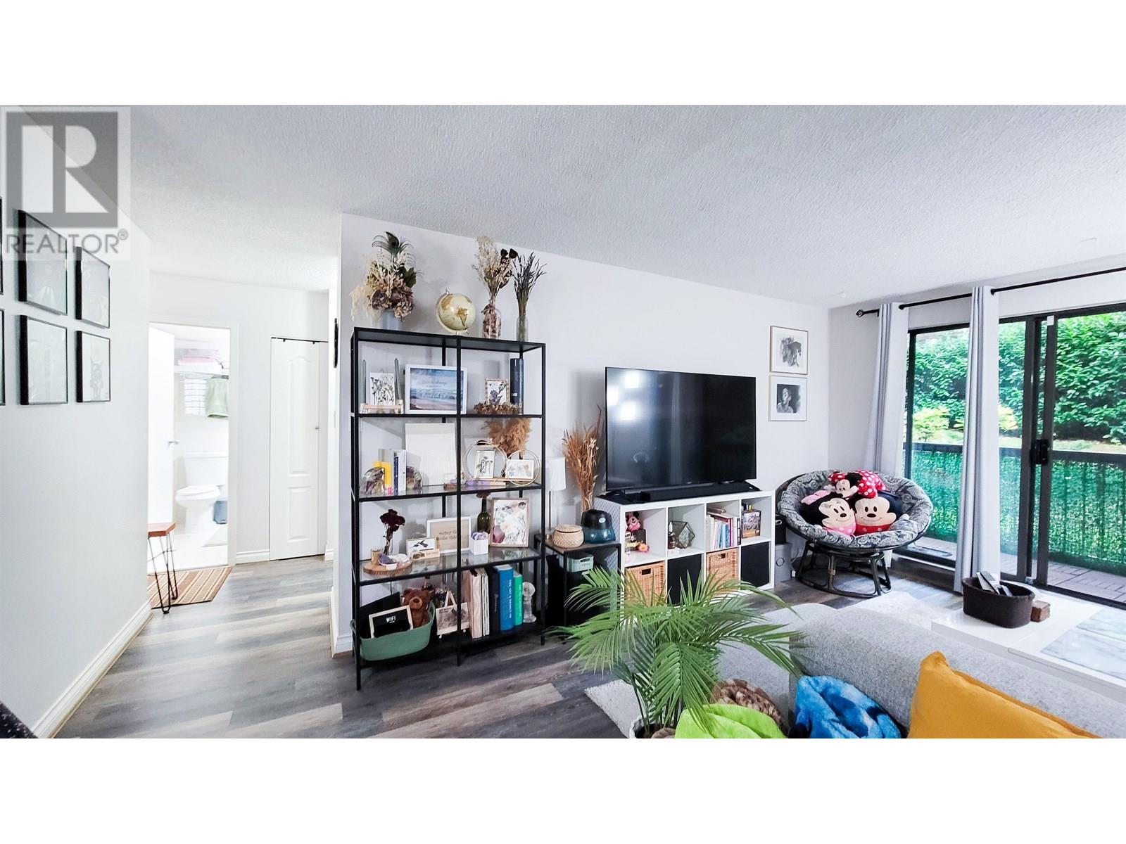 Photo 33 of 107 620 Eighth Avenue, New Westminster BC