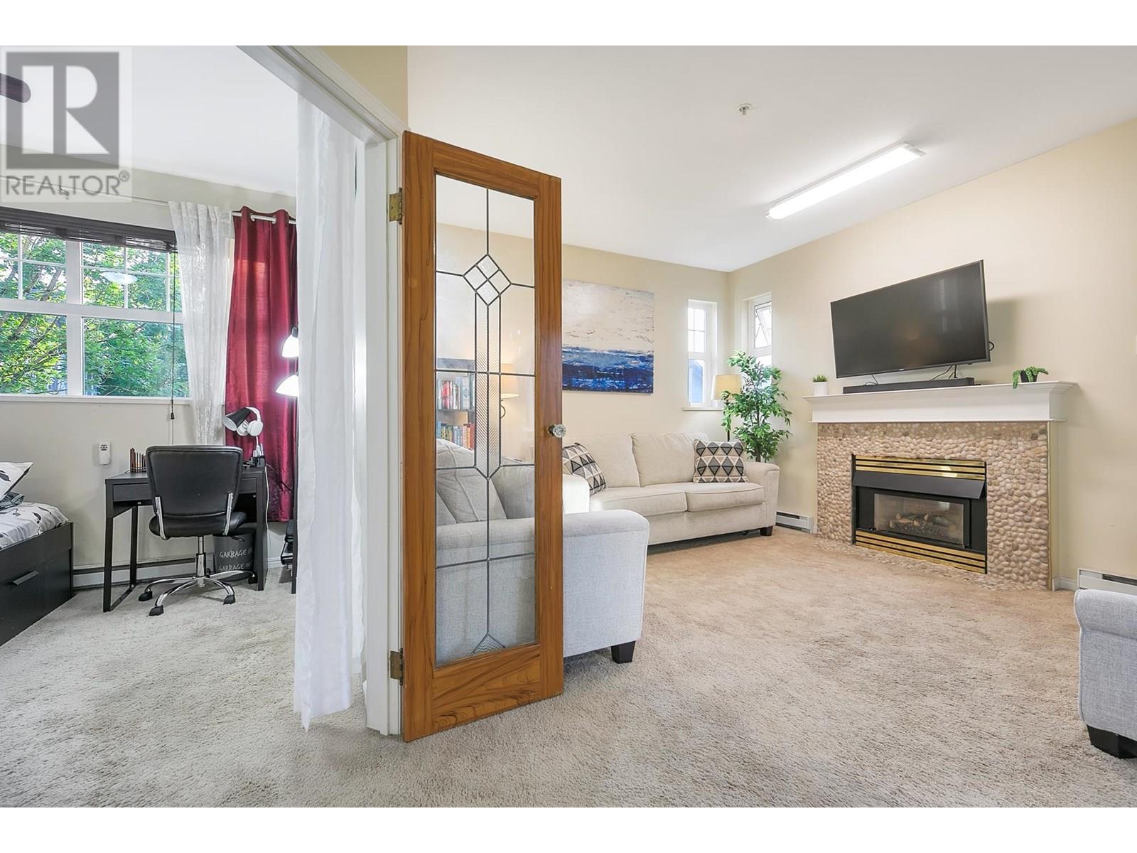 Photo 13 of 202 83 Star Crescent, New Westminster BC