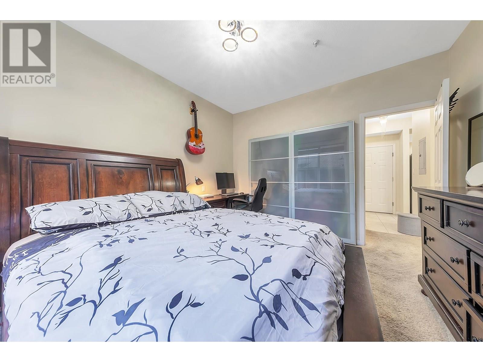 Photo 1 of 202 83 Star Crescent, New Westminster BC