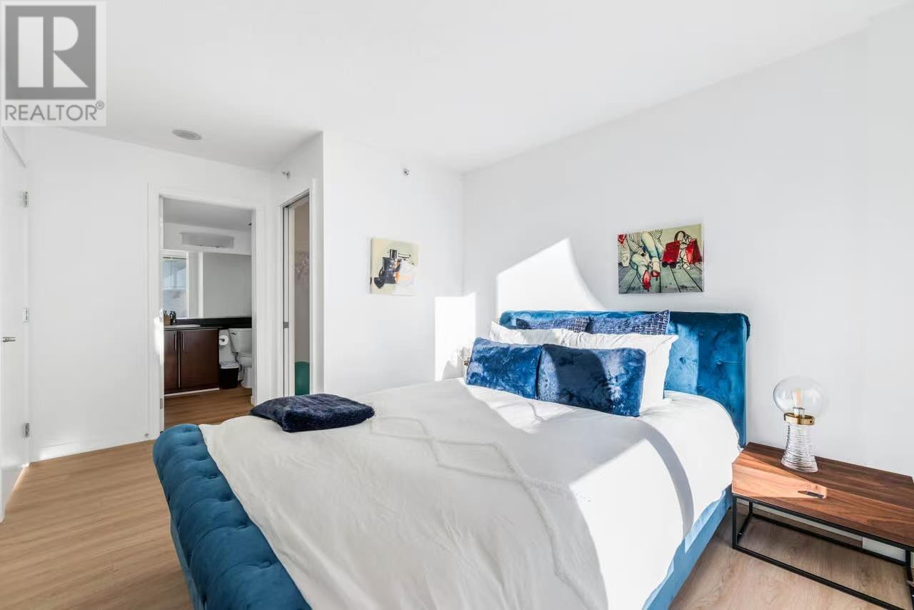 Photo 6 of 518 618 Abbott Street, Vancouver BC