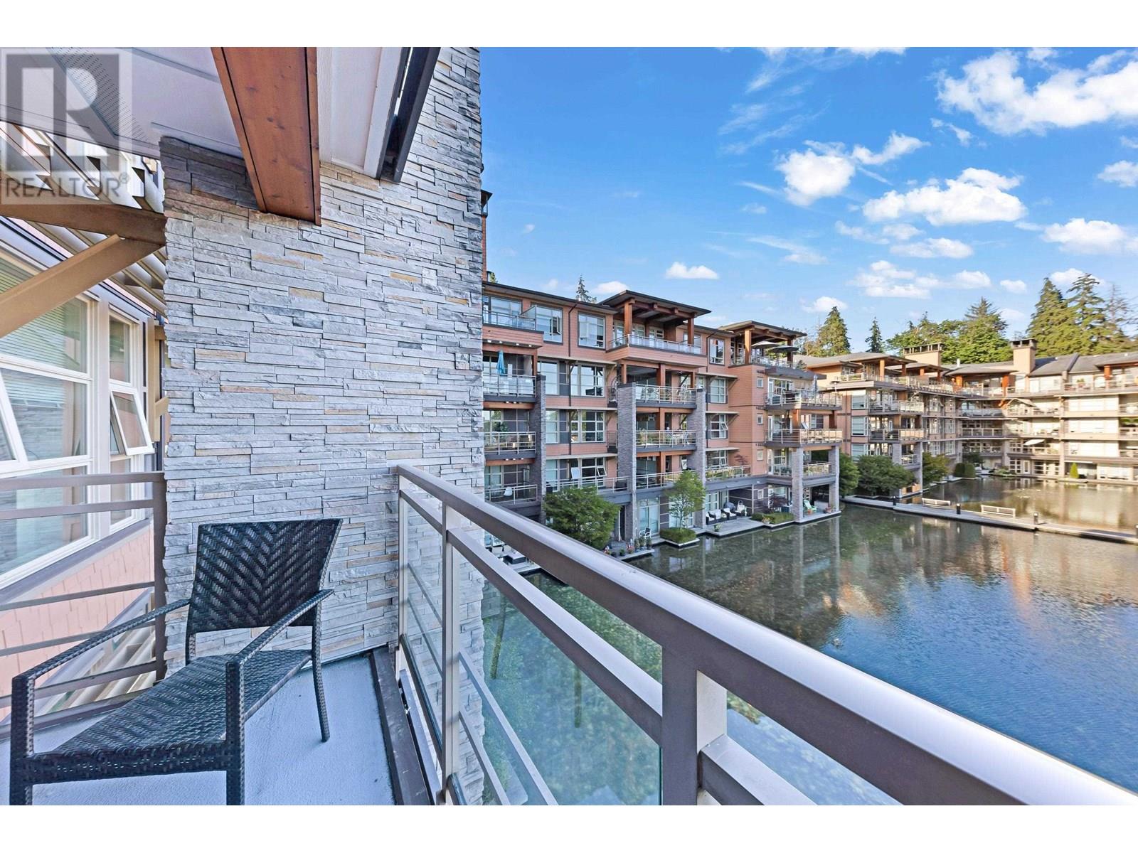 Photo 3 of 305 3602 Aldercrest Drive, North Vancouver BC