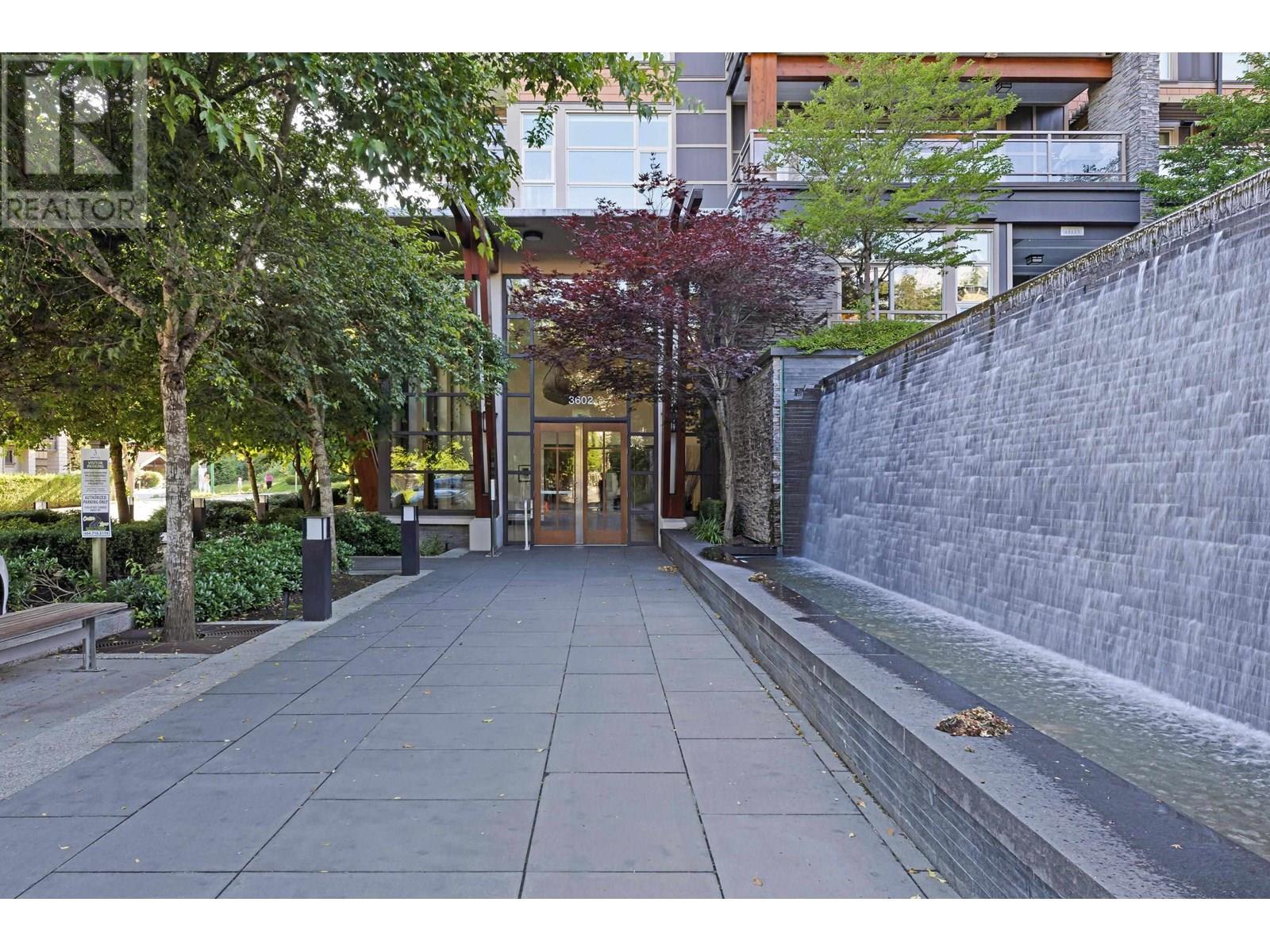 Photo 8 of 305 3602 Aldercrest Drive, North Vancouver BC