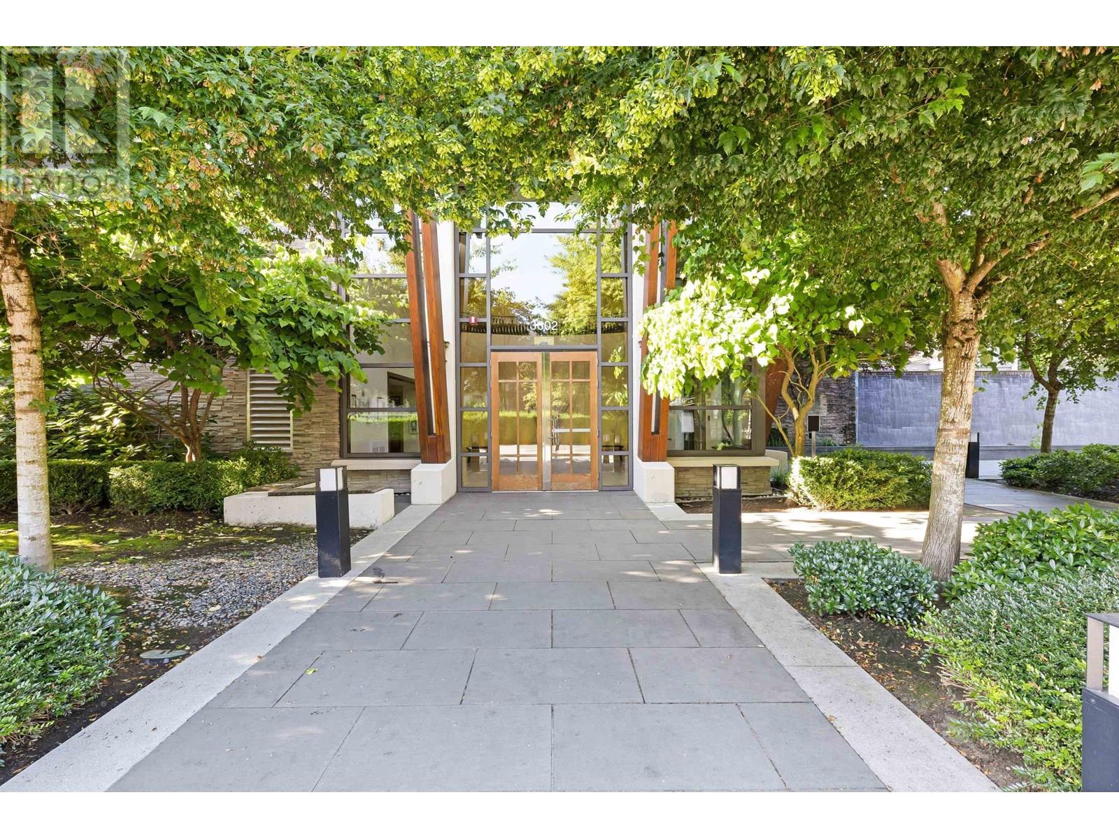 Photo 16 of 305 3602 Aldercrest Drive, North Vancouver BC