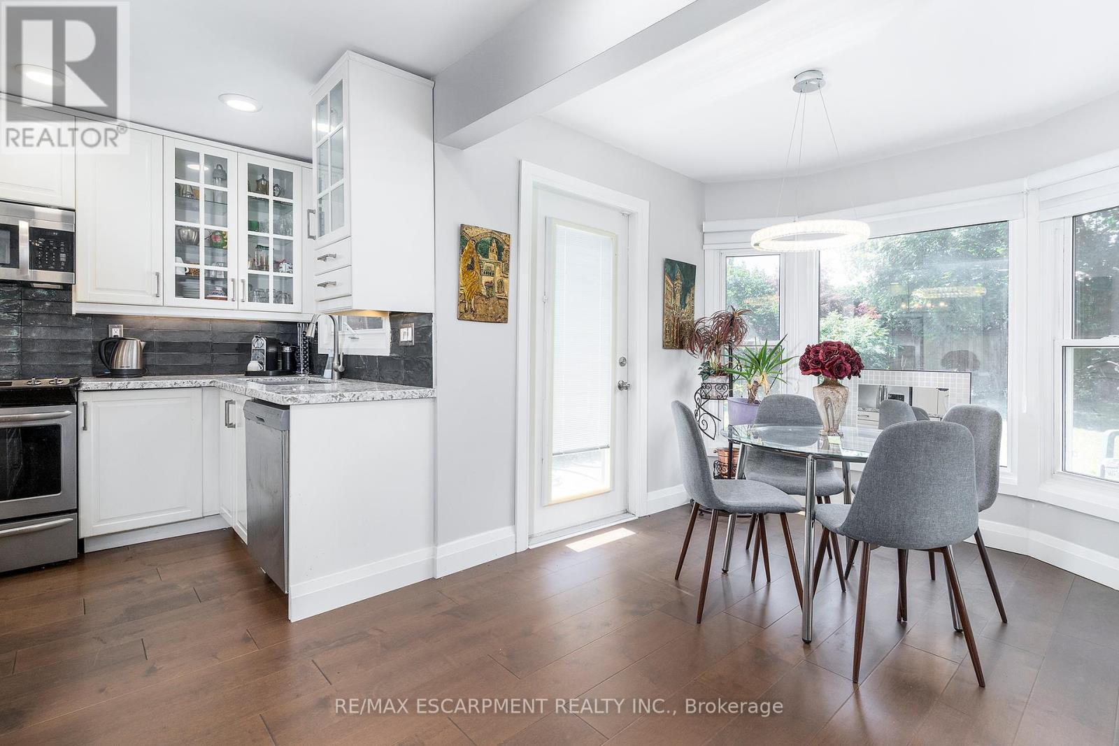 Photo 31 of 436 Goodram Drive, Burlington ON