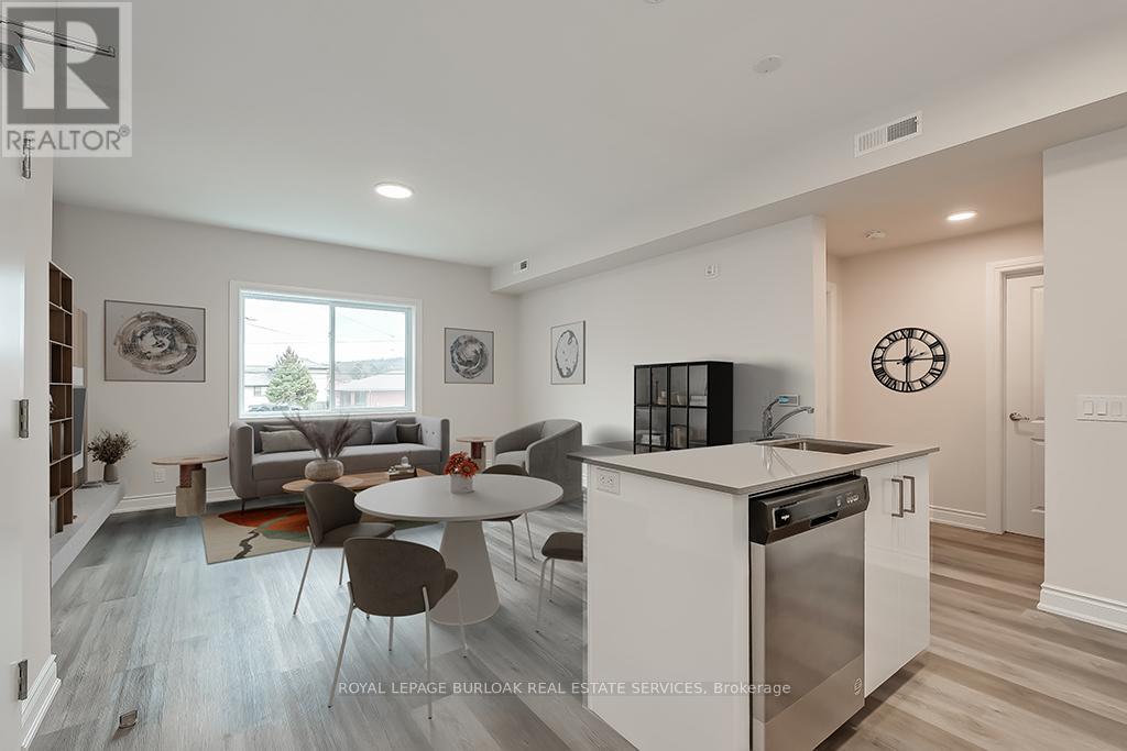 Photo 4 of 3 A 259 King Street E, Hamilton ON