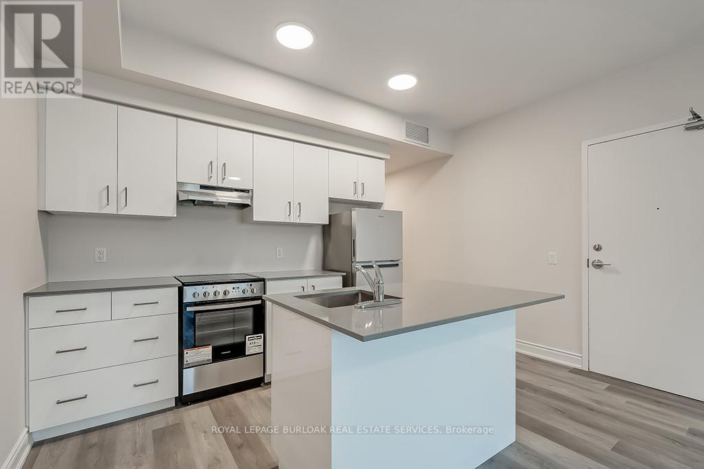 Photo 6 of 3 A 259 King Street E, Hamilton ON