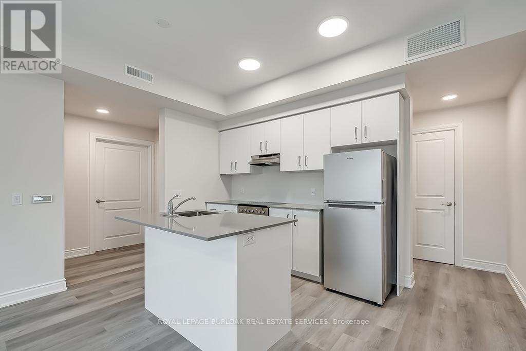 Photo 12 of 3 A 259 King Street E, Hamilton ON