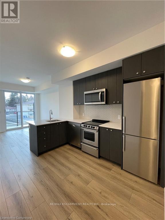 Photo 11 of 214 312 Erb Street W, Waterloo ON