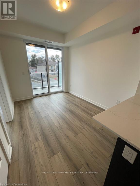 Photo 14 of 214 312 Erb Street W, Waterloo ON