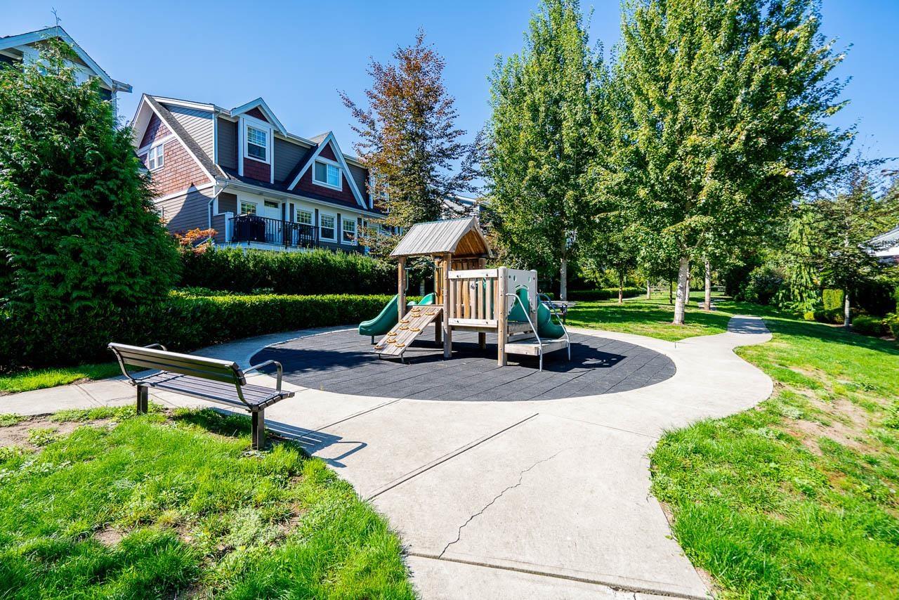Photo 28 of 65 15988 32 Avenue, Surrey BC