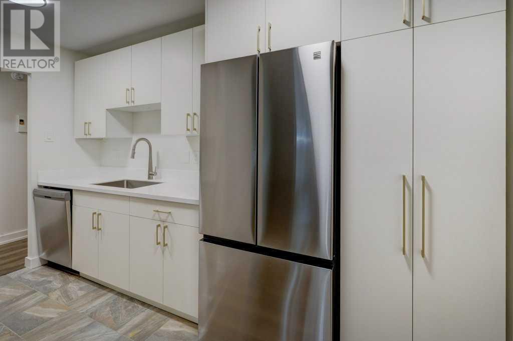 Single Family House for Sale in    Avenue NE Crescent Heights Calgary 