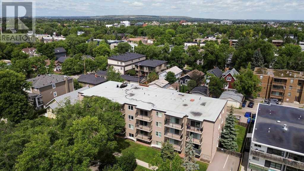 Single Family House for Sale in    Avenue NE Crescent Heights Calgary 