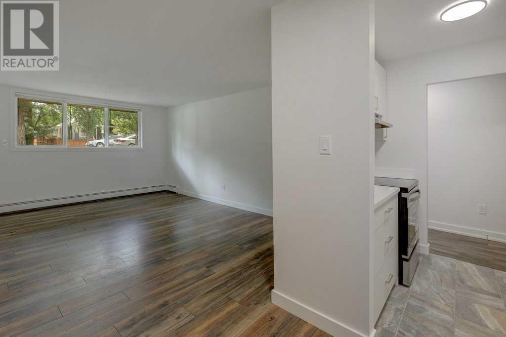 Single Family House for Sale in    Avenue NE Crescent Heights Calgary 