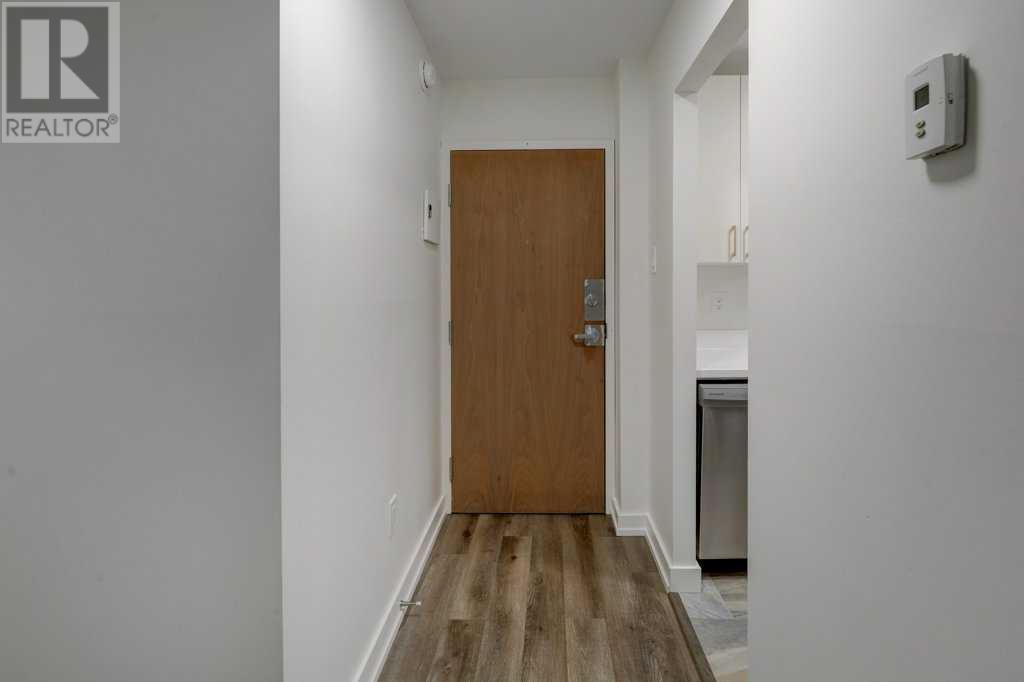 Single Family House for Sale in    Avenue NE Crescent Heights Calgary 