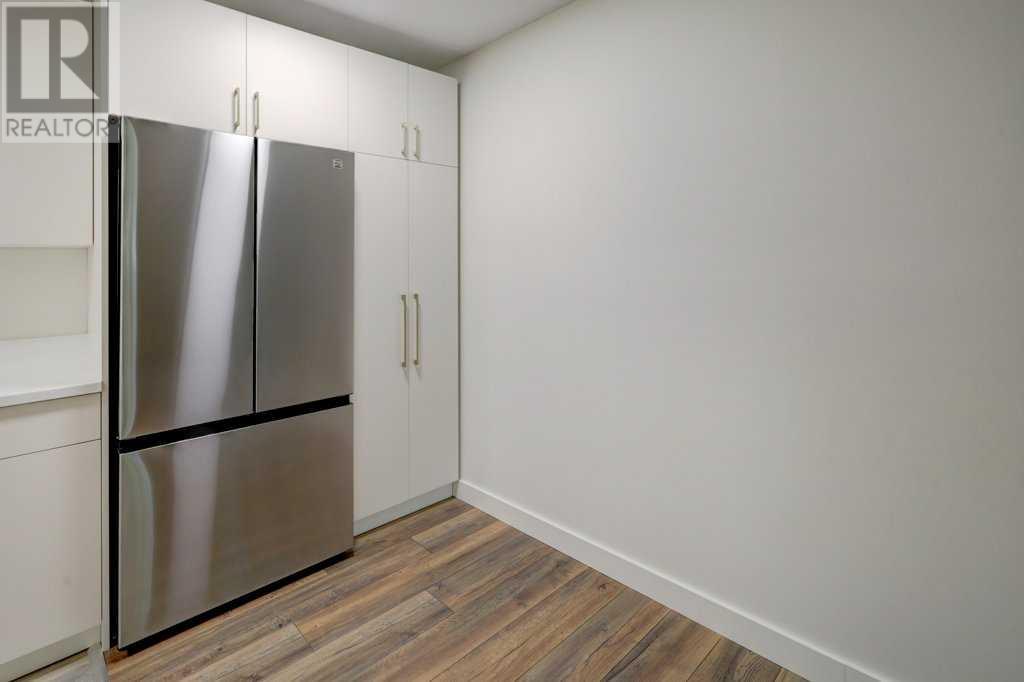 Single Family House for Sale in    Avenue NE Crescent Heights Calgary 