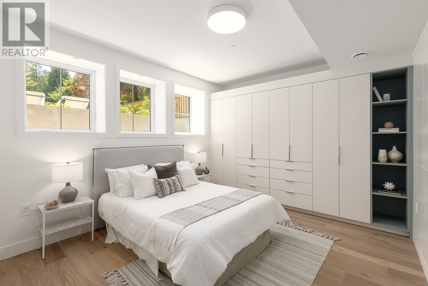 Photo 14 of 1143 W 33rd Avenue, Vancouver BC