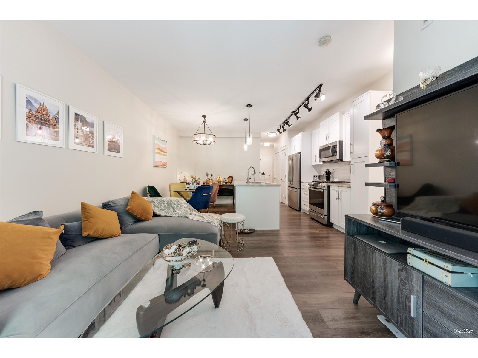 Photo 8 of 402 11077 Ravine Road, Surrey BC