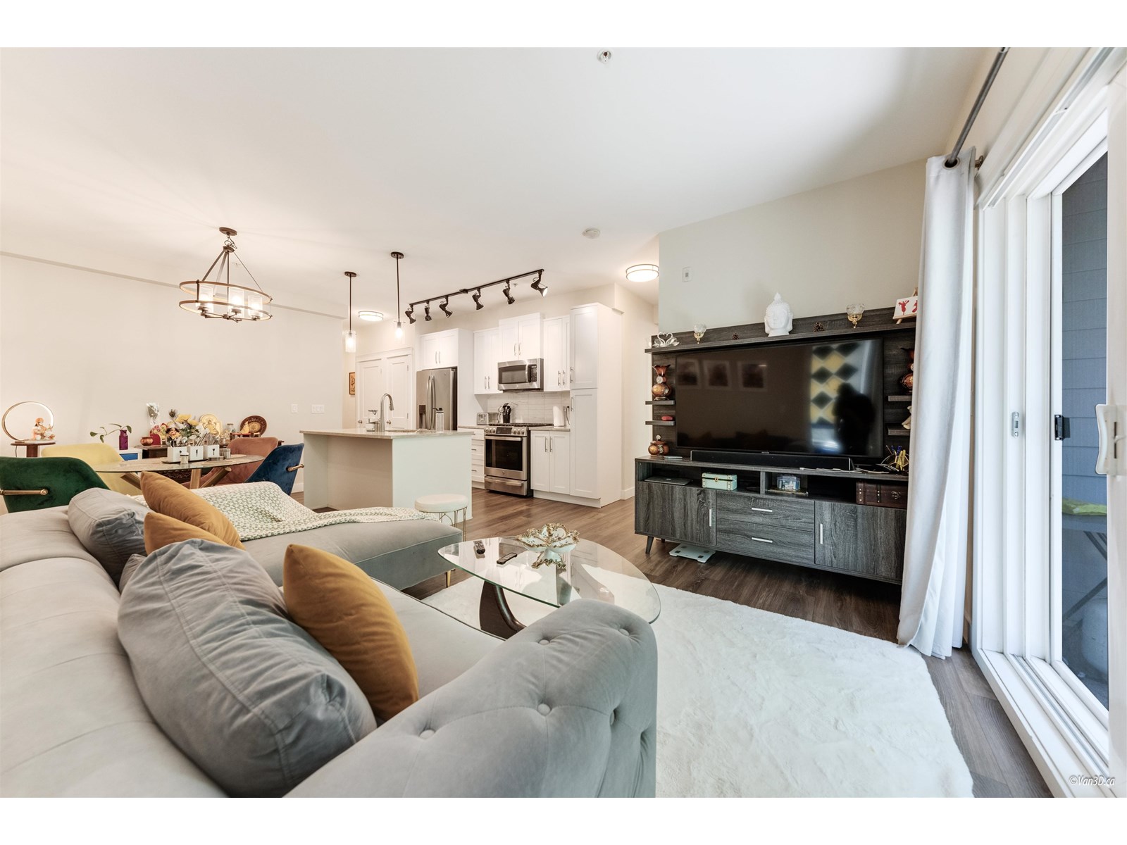Photo 9 of 402 11077 Ravine Road, Surrey BC