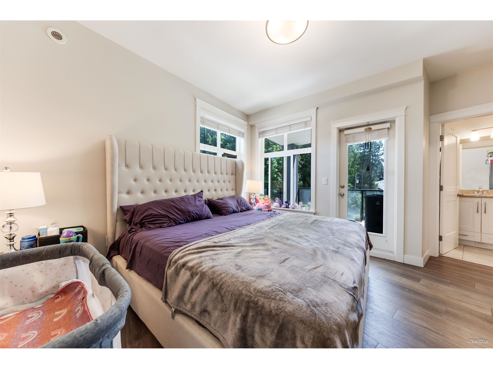 Photo 13 of 402 11077 Ravine Road, Surrey BC