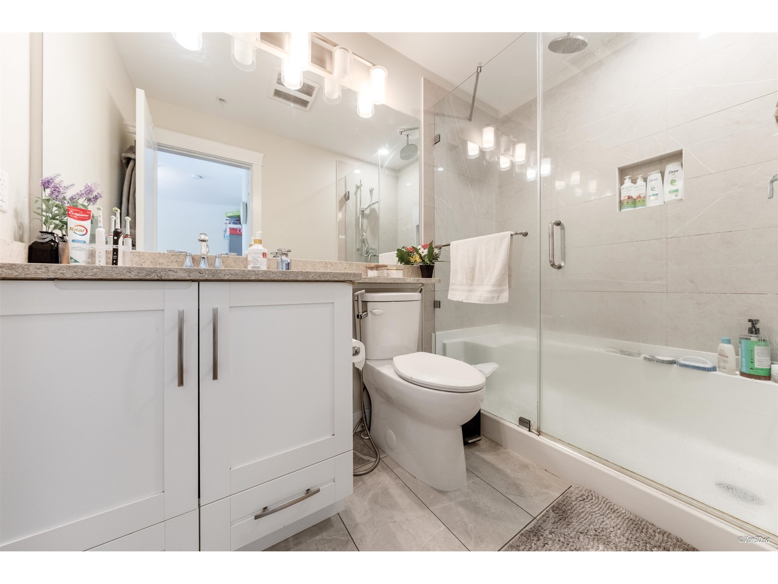 Photo 18 of 402 11077 Ravine Road, Surrey BC
