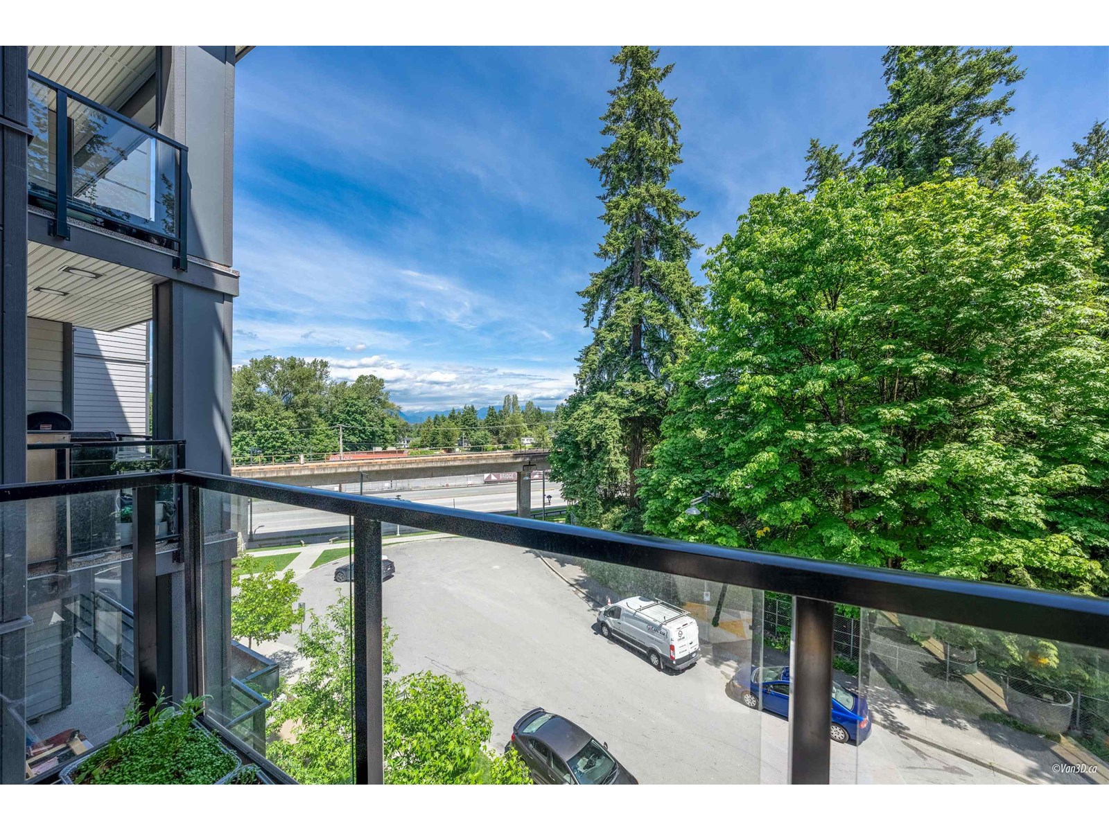 Photo 20 of 402 11077 Ravine Road, Surrey BC