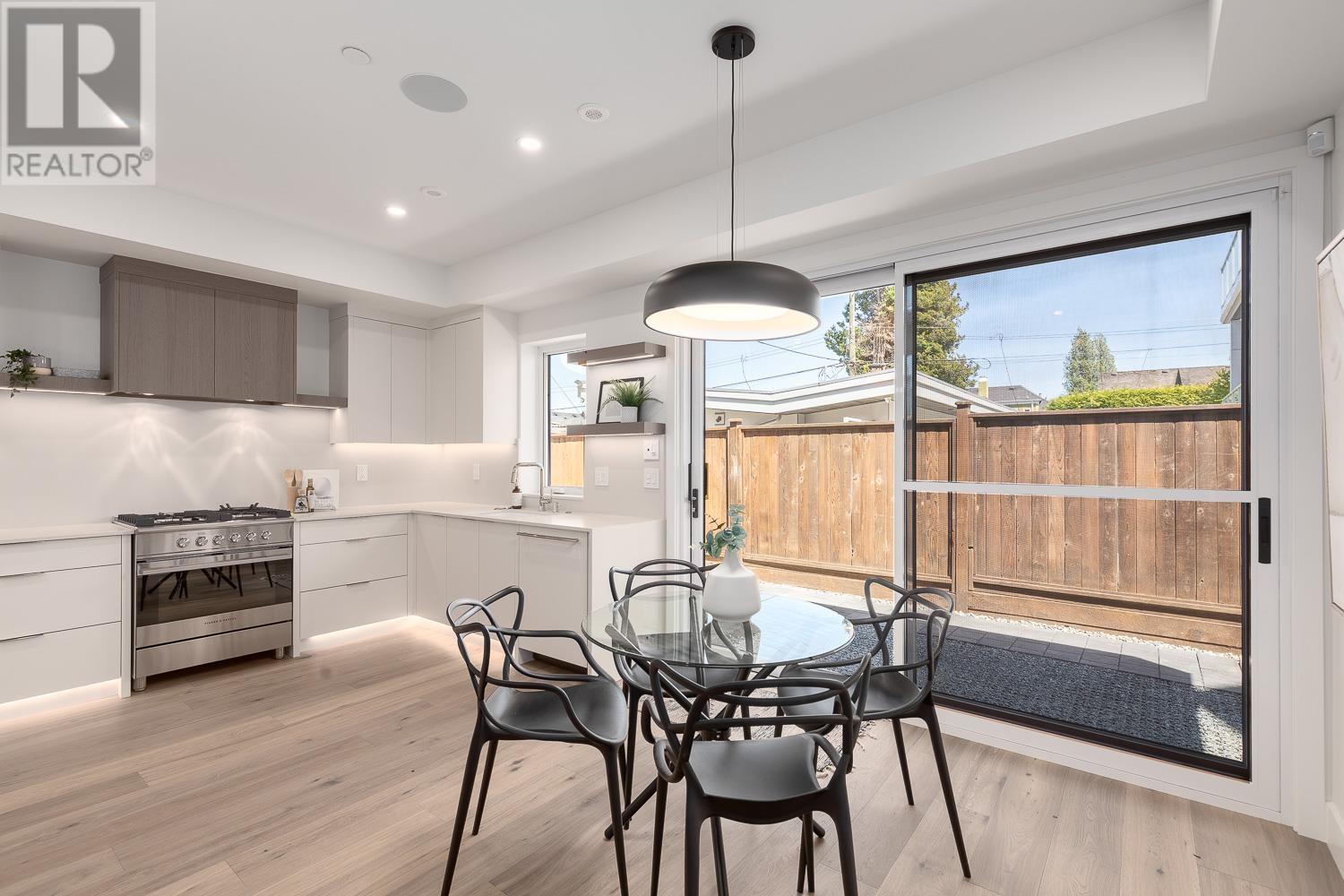 Photo 6 of 1135 W 33rd Avenue, Vancouver BC