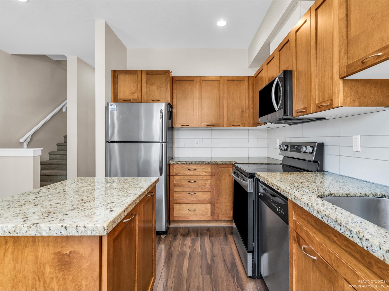 Photo 16 of 44 8277 161 Street, Surrey BC