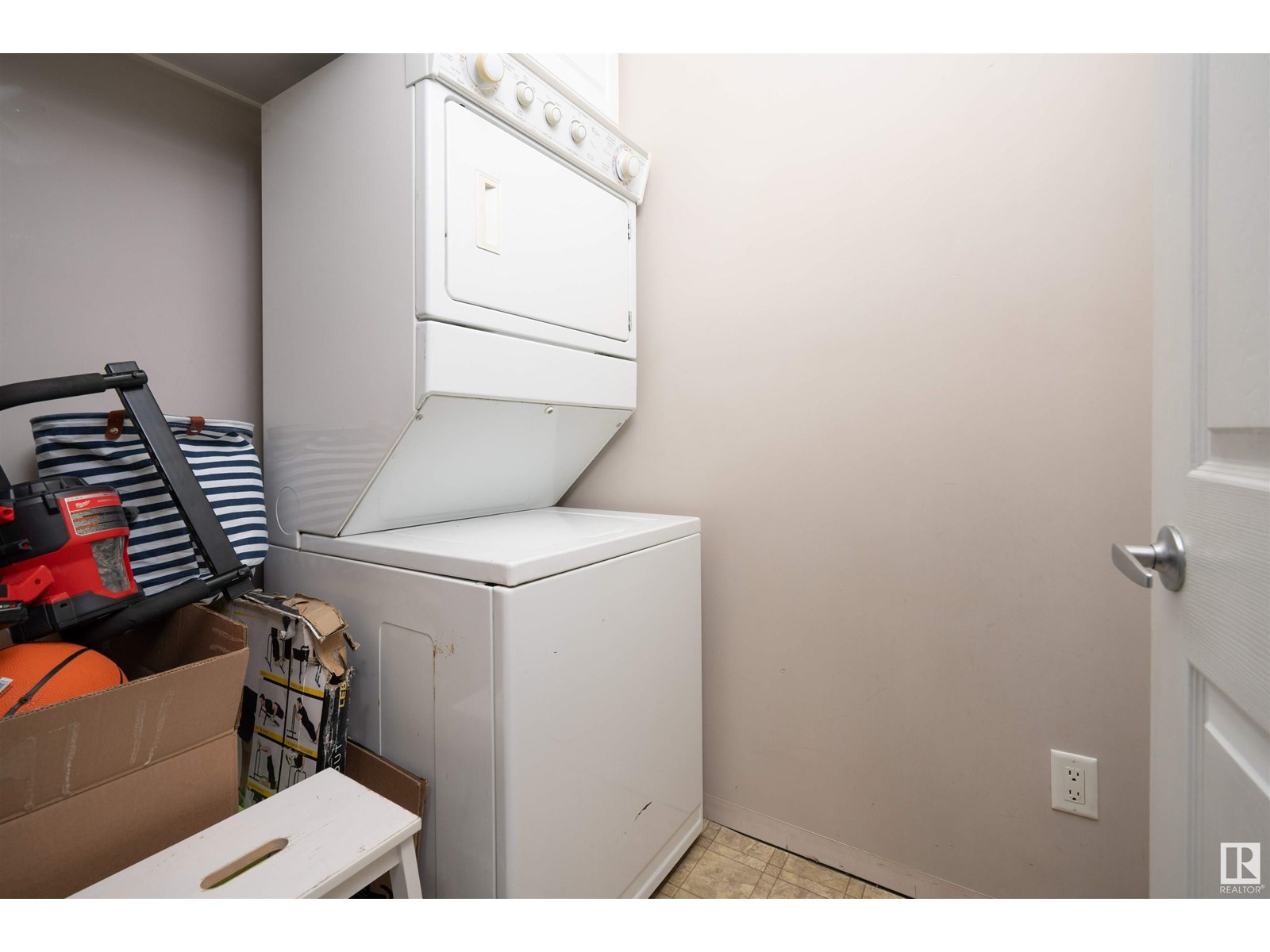 Photo 21 of 117 226 Macewan Road Sw Sw, Edmonton AB
