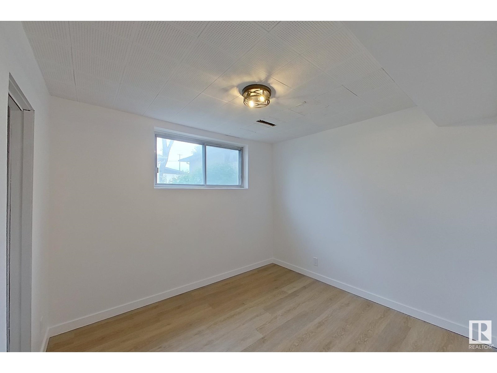 Single Family House Raised bungalow for Sale in   ST NW Edmonton 